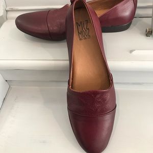 Miz Mooz red leather flats - LIKE NEW worn only 1x